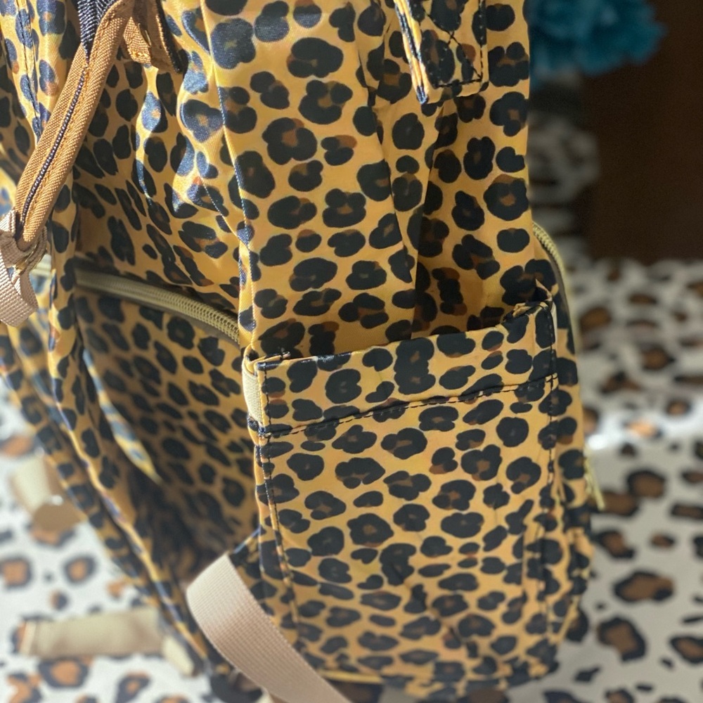 Leopard Diaper Backpack - Picture 4 of 5